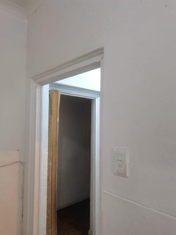1 Bedroom Property for Sale in Maitland Western Cape